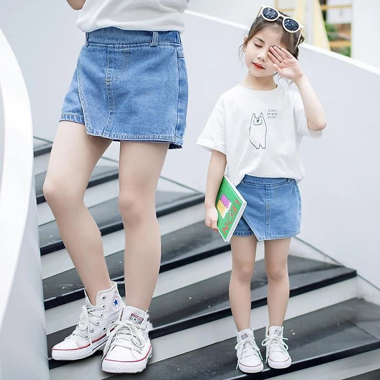 https://tiktokshop-seller-vn.com/Quần jean ngắn giả váy cho bé gái Easy Baby, váy jean thời trang cho bé từ 14-26kg (JS-425G)
