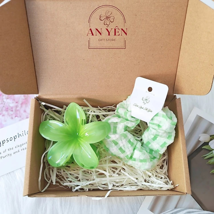 Set Quà Tặng 2 Món Kẹp Tóc Hoa Sứ và Cột Tóc Scrunchies Nàng Thơ No.4 Tặng Sinh Nhật Người Yêu 20/10 8/3
