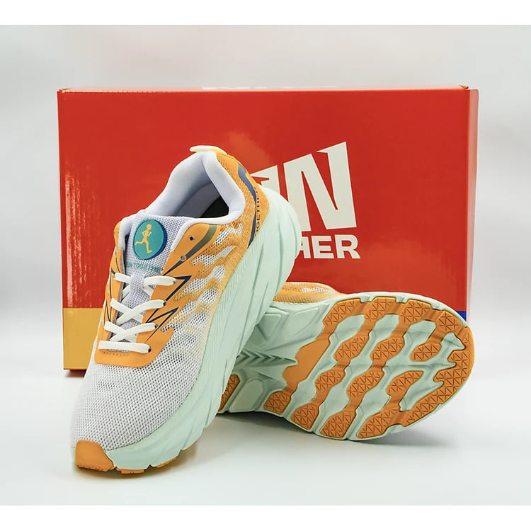 (LIMITED) GIÀY CHẠY BỘ MÀU VÀNG - RUN TOGETHER