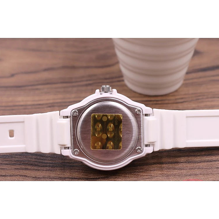 Đồng Hồ Nữ Dây Nhựa Casio Trẻ trung LRW-200H-4CV