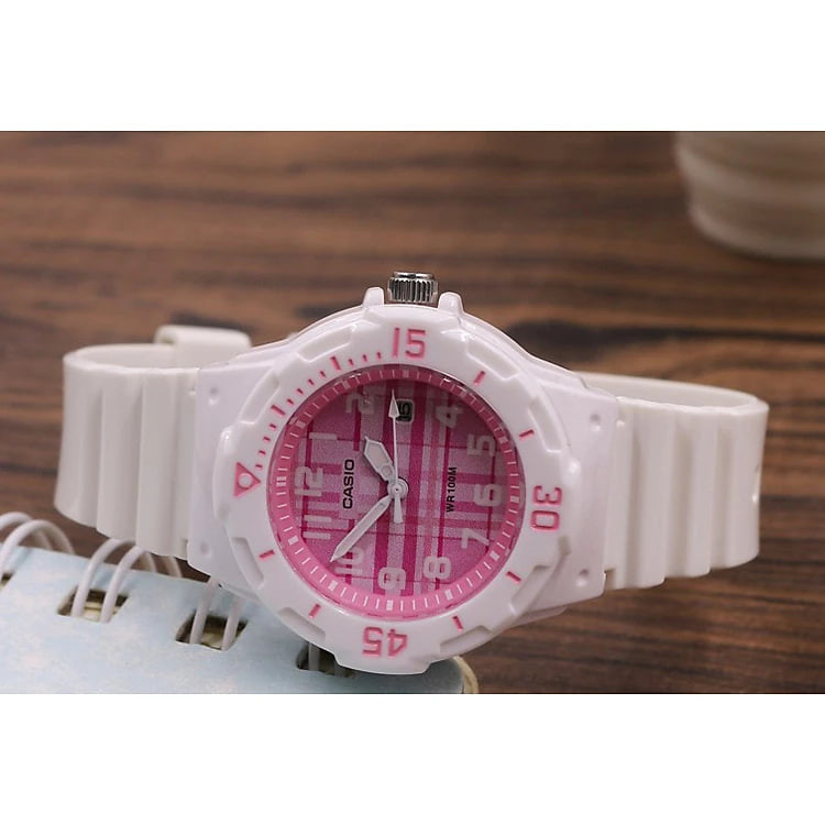 Đồng Hồ Nữ Dây Nhựa Casio Trẻ trung LRW-200H-4CV