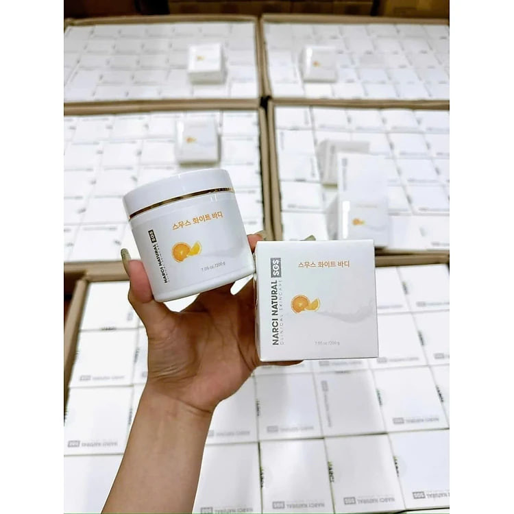 Kem Dưỡng Trắng Da Body Narci Natural Smooth White Body 200g hạn 2027