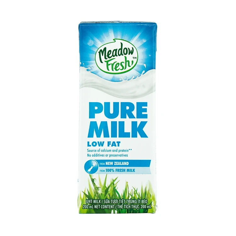 Thùng 24 Hộp Sữa Tươi Ít Béo Meadow Fresh (200ml / Hộp)