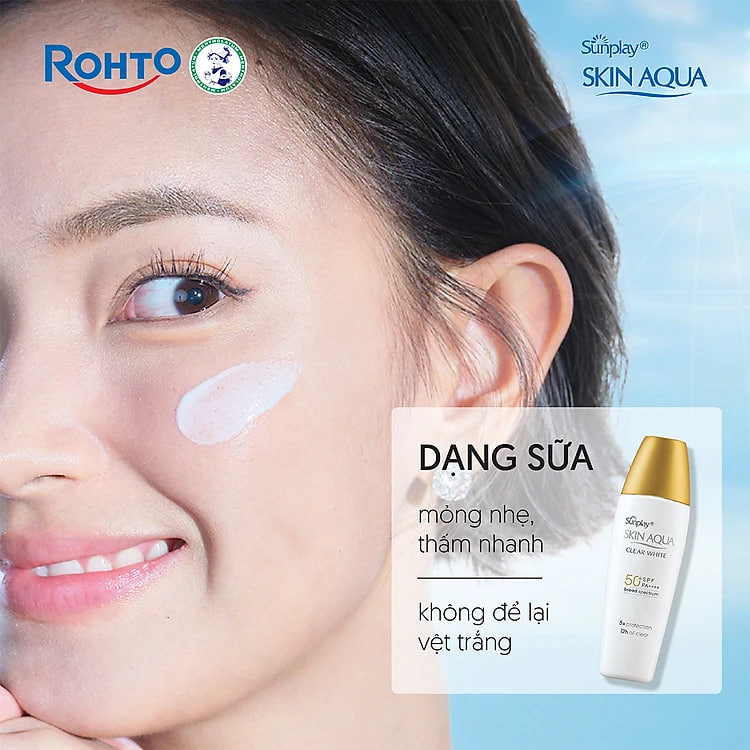 Kem chống nắng Skin Aqua dưỡng trắng, kiểm dầu, dùng hàng ngày dạng sữa Sunplay Skin Aqua Clear White Eco Việt Nam SPF50, PA++++ 55g
