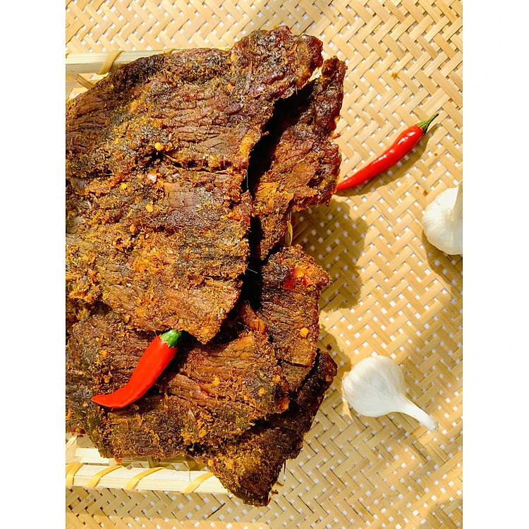 Khô bò Nắng (dạng miếng) hủ 200gram