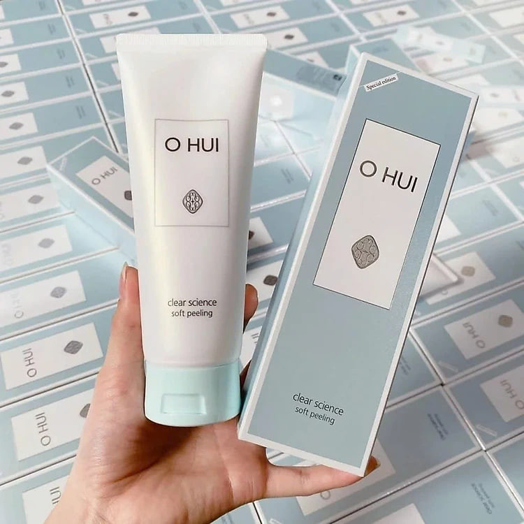 Gel Tẩy Da Chết Ohui Clear Science 150ml