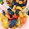 Nho khô Sunview Raisins Mỹ không hạt 3 màu giàu Vitamin khoáng chất, tốt cho tim mạch (425g/hộp) - QuaTangMe Extaste