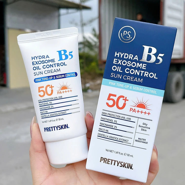 Kem chống nắng nâng tông, kiểm soát dầu nhờn Pretty Skin Multi Hydra B5 Exosome Oil Control Sun Cream Hàn Quốc 50ml