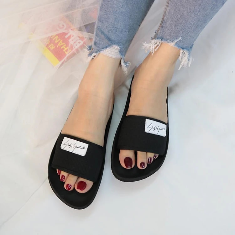 Dép nữ Giavy quai bảng ngang K484